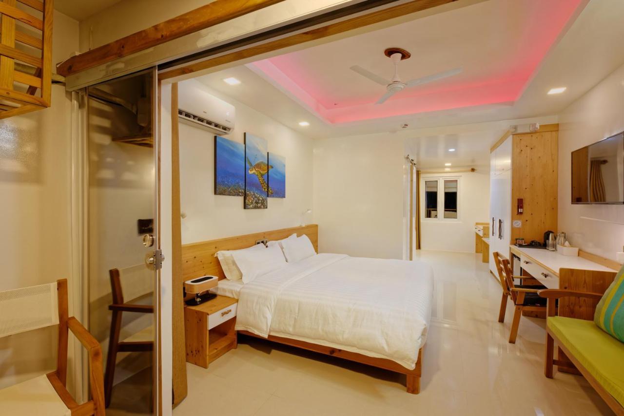 Luau Beach Inn, Maldives Fulidhoo Exterior foto